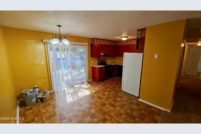 709 Terrace Court, Jacksonville, NC 28546 - Photo 5