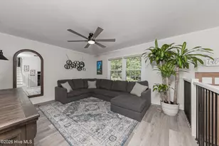 106 Marion Ct, Jacksonville, NC 28546 - Photo 7