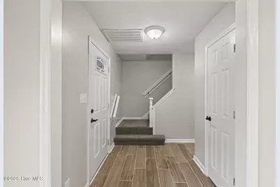 407 Southwest Drive, Jacksonville, NC 28540 - Photo 7