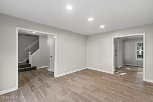 407 Southwest Dr, Jacksonville, NC 28540 - Photo 5
