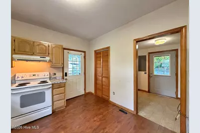 1014 W Colonial Avenue, Elizabeth City, NC 27909 - Photo 21