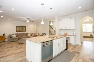 144 Moultrie Ln, Aberdeen, NC 28315 - Photo 11