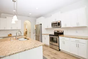 144 Moultrie Ln, Aberdeen, NC 28315 - Photo 13