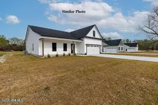 000 Thouroughbred Run, Richlands, NC 28574 - Photo 3