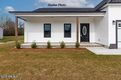 000 Thouroughbred Run, Richlands, NC 28574 - Photo 5