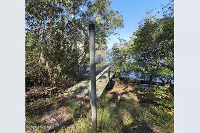 321 Bay View Drive, Chocowinity, NC 27817 - Photo 9