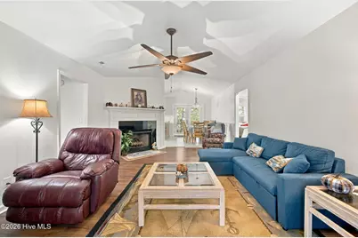 124 NE 2nd Street, Oak Island, NC 28465 - Photo 5