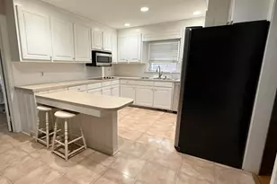 2106 Southview Dr, Greenville, NC 27858 - Photo 7
