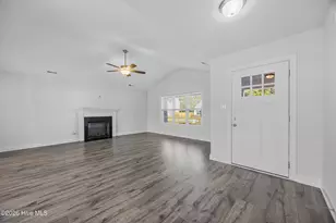 496 Pebble Shore Dr, Sneads Ferry, NC 28460 - Photo 7