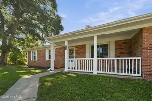 18 Walnut Dr, Jacksonville, NC 28546 - Photo 5