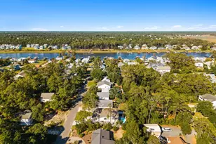 324 NE 41st St, Oak Island, NC 28465 - Photo 83