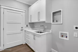 127 NW 25th St, Oak Island, NC 28465 - Photo 17