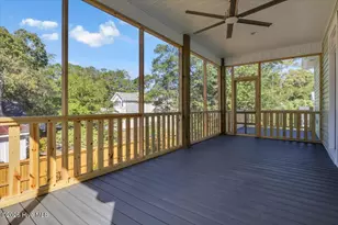 127 NW 25th St, Oak Island, NC 28465 - Photo 33