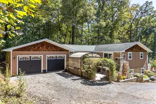 731 Walker Point Rd, Hayesville, NC 28904 - Photo 1