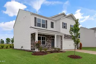 672 Wilder Bloom Path, Aberdeen, NC 28315 - Photo 3