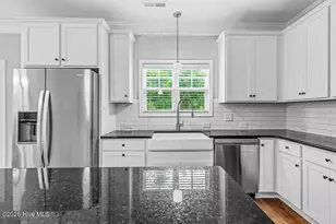 906 Needlerush Rd, Sneads Ferry, NC 28460 - Photo 19