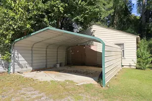 308 W Franklin St, Enfield, NC 27823 - Photo 5