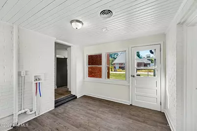 1009 W New Hampshire Avenue, Southern Pines, NC 28387 - Photo 25