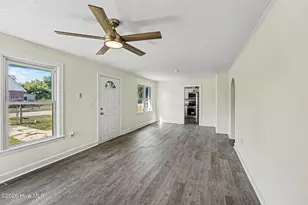 1009 W New Hampshire Ave, Southern Pines, NC 28387 - Photo 5