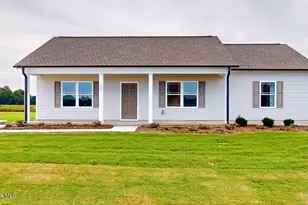 106 Berkeley Pl, Pikeville, NC 27863 - Photo 1