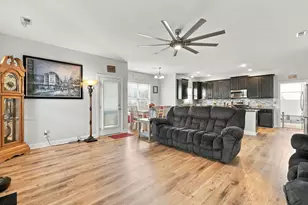 306 Catamaran Rd, Swansboro, NC 28584 - Photo 11