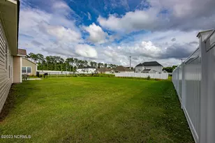 2807 Bettye Gresham Ln, New Bern, NC 28562 - Photo 3