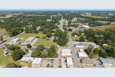 502 N Main Street, Salemburg, NC 28385 - Photo 33