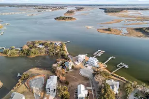 221 Deer Is Rd, Swansboro, NC 28584 - Photo 1