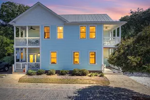 304 Marina View Dr, Southport, NC 28461 - Photo 1