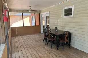 210 N 1st Ave, New Bern, NC 28560 - Photo 17
