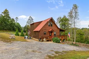 140 Carolina Fox Cir, Murphy, NC 28906 - Photo 9