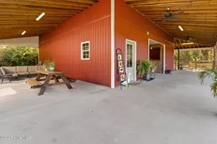 28705 N Turnpike Rd, Wagram, NC 28396 - Photo 11