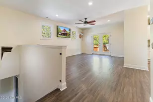 28705 N Turnpike Rd, Wagram, NC 28396 - Photo 21