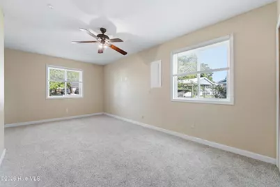 1100 Magnolia Lane, Jacksonville, NC 28546 - Photo 9