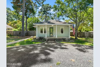 280 E Ohio Avenue, Southern Pines, NC 28387 - Photo 1