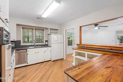 555 N Leak Street, Southern Pines, NC 28387 - Photo 7