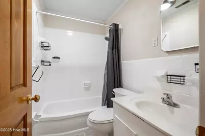 555 N Leak Street, Southern Pines, NC 28387 - Photo 17