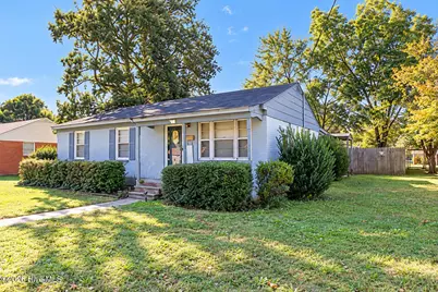 702 E 8th Street, Lumberton, NC 28358 - Photo 1