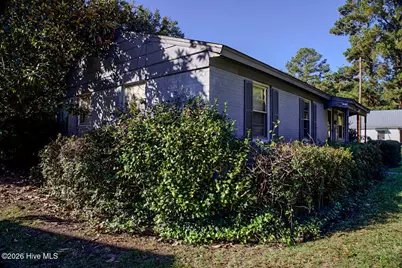 702 E 8th Street, Lumberton, NC 28358 - Photo 3