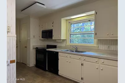 3834 Winston Boulevard, Wilmington, NC 28403 - Photo 3