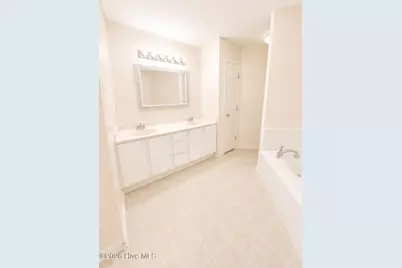 2235 Locksley Woods Drive #E, Greenville, NC 27858 - Photo 21