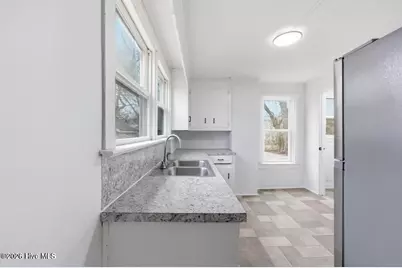 200 Queen Street, Elizabeth City, NC 27909 - Photo 7