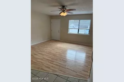 2002 Countrywood Boulevard #2002, Jacksonville, NC 28540 - Photo 11