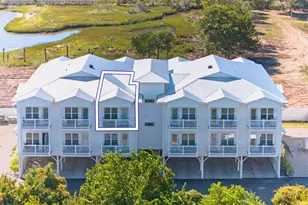 702 E Moore St, Southport, NC 28461 - Photo 7