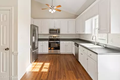 726 Addington Drive, Winterville, NC 28590 - Photo 11