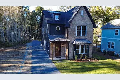 750 N May Street, Southern Pines, NC 28387 - Photo 1