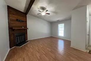 710 Terrace Ct, Jacksonville, NC 28546 - Photo 3