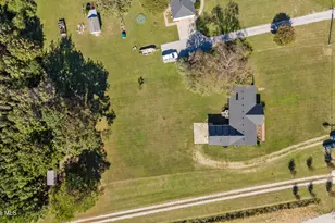 332 South End Rd, Knotts Island, NC 27950 - Photo 19