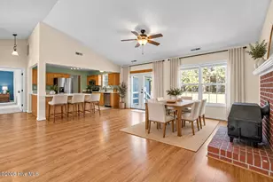 332 South End Rd, Knotts Island, NC 27950 - Photo 5