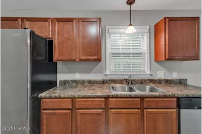 713 Savannah Drive, Jacksonville, NC 28546 - Photo 9